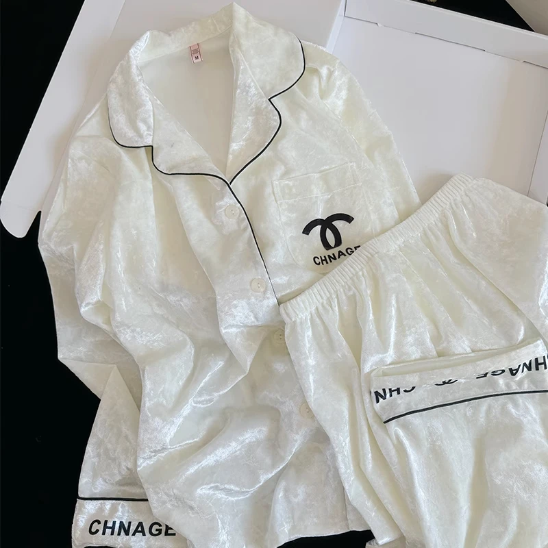轻奢高级感秋冬季金丝绒睡衣女印花字母金钻绒长袖家居服套装