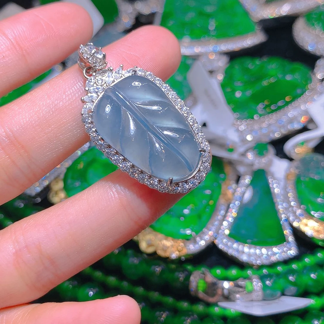 【闪购商品】翡翠颈饰未镶嵌翡翠
