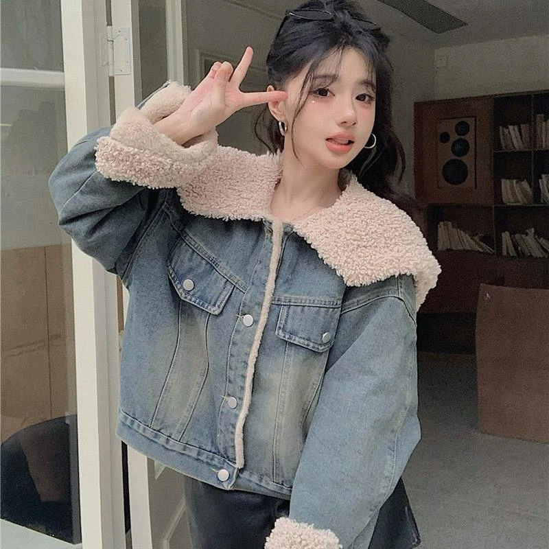 新款韩版宽松加厚娃娃领短款百搭牛仔外套轻熟风通勤名媛保暖上衣