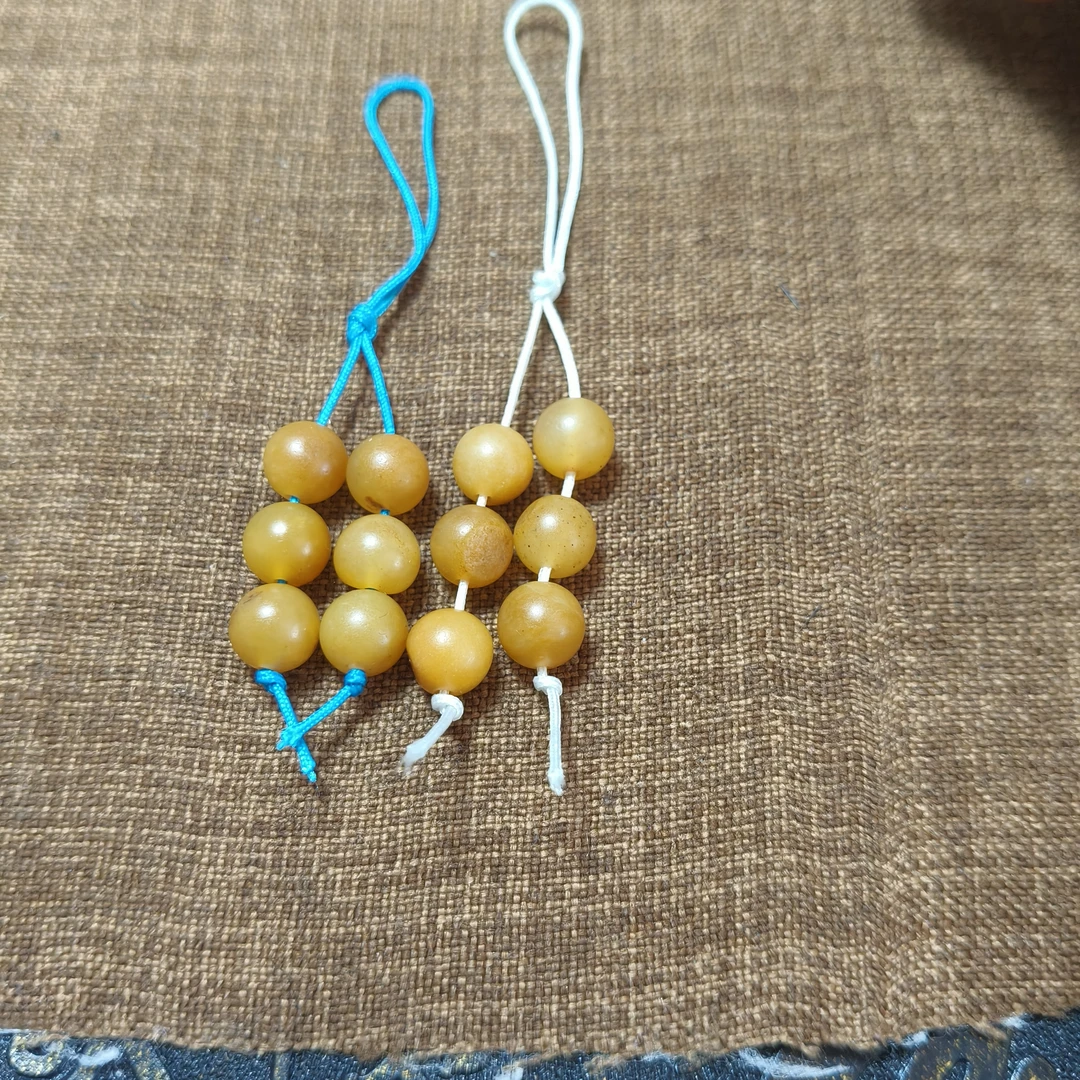 8mm正品新疆和田玉黄沁料原石圆珠配珠多样性发货拍一发六颗