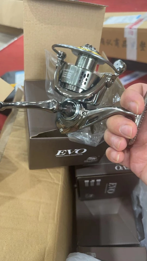 EVO旋入式金属摇臂纺车轮