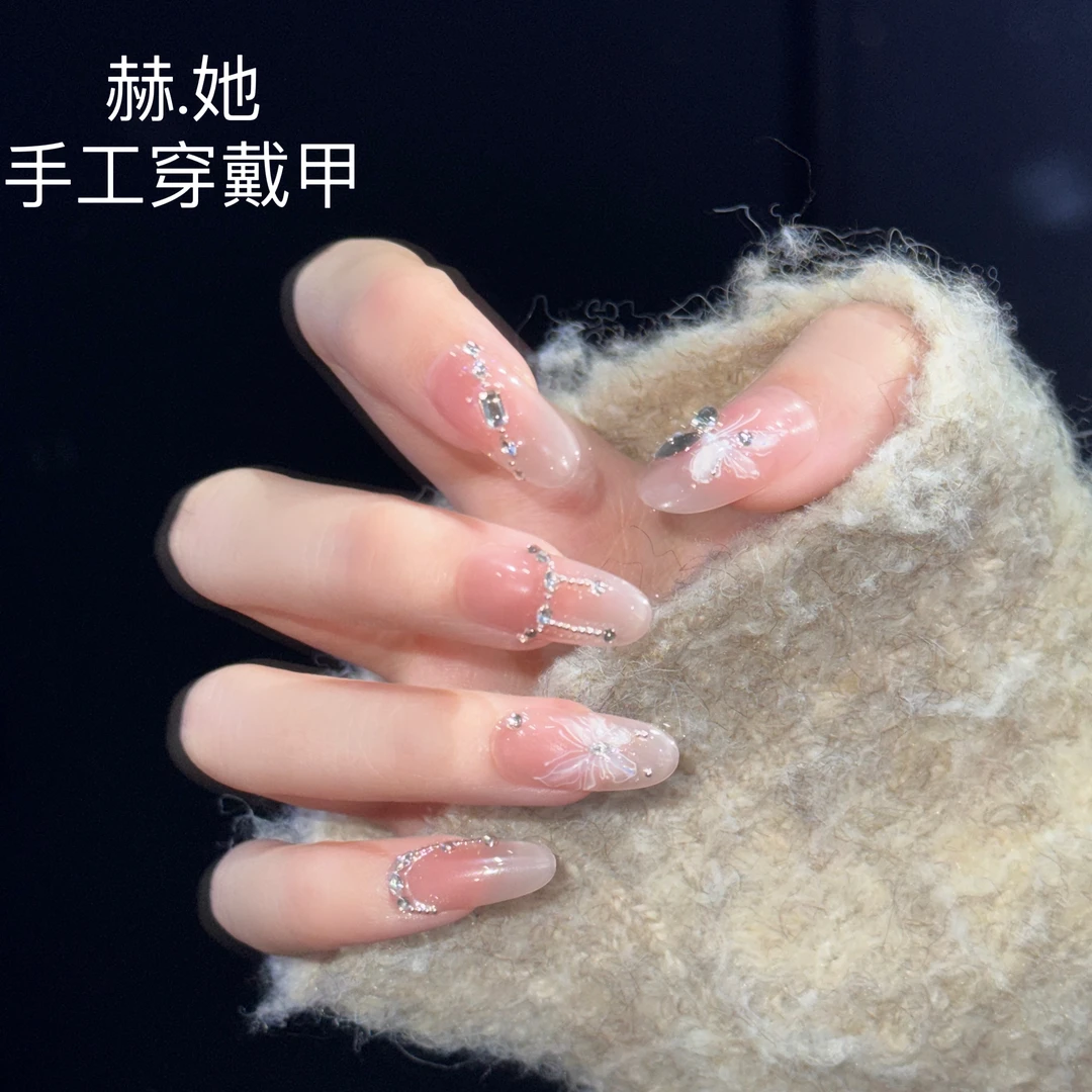 【梦幻之境】果果专享手绘蝴蝶裸色千金 纯手工显白钻石款穿戴甲