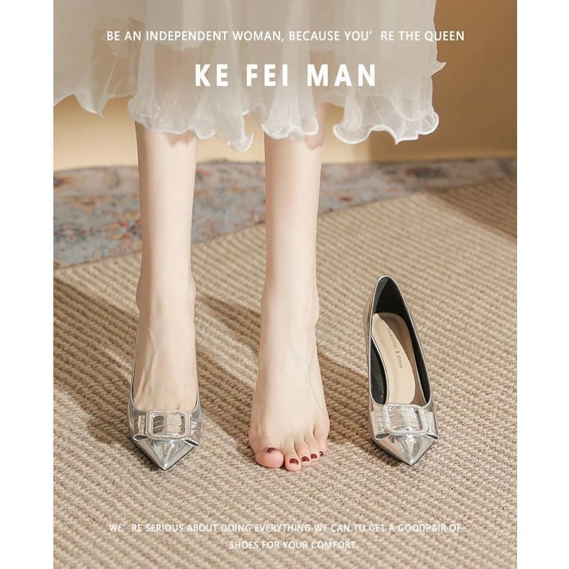 时尚单鞋2024春秋新款气质尖头漆皮高跟鞋方扣百搭通勤职业工作鞋