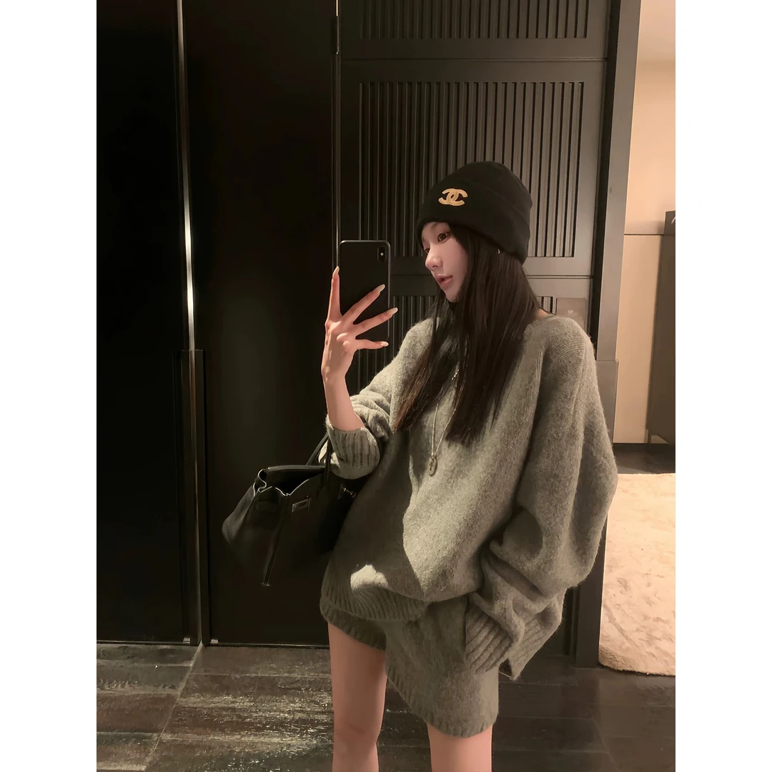 韩版圆领毛衣女冬季新款宽松慵懒风针织衫长袖上衣针织短裤套装女