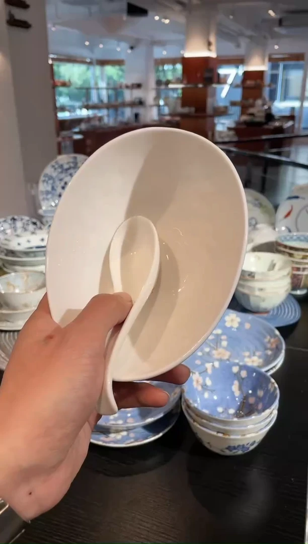 【闪购商品】陶瓷瓷片勺子白地套装