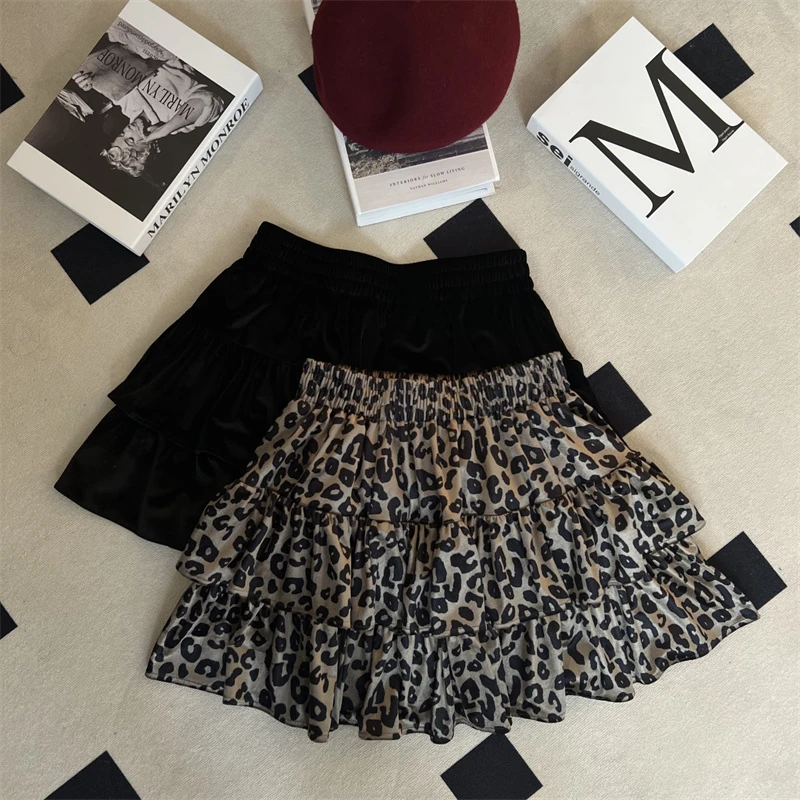 【风铃推荐】松紧腰碎花蛋糕裙2025秋冬款丝绒半身裙宽松休闲百搭