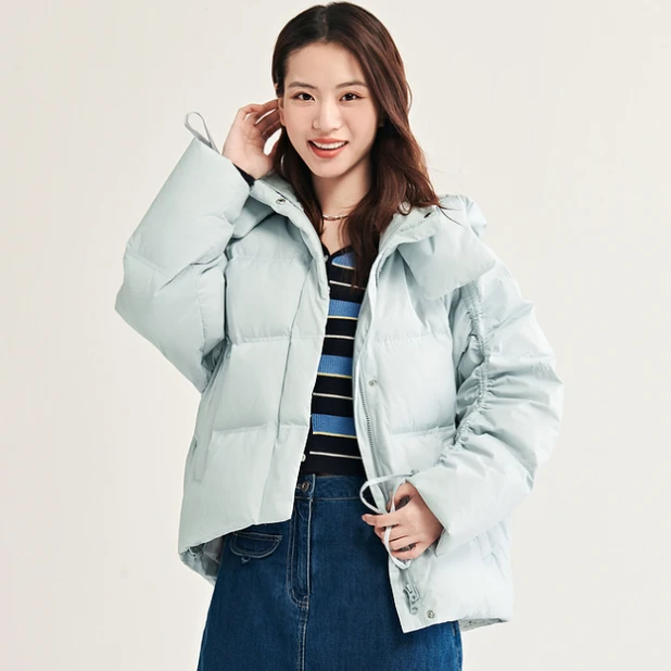 雪中飞秋冬时尚简约女式短款羽绒服X30140802连帽冬季休闲保暖
