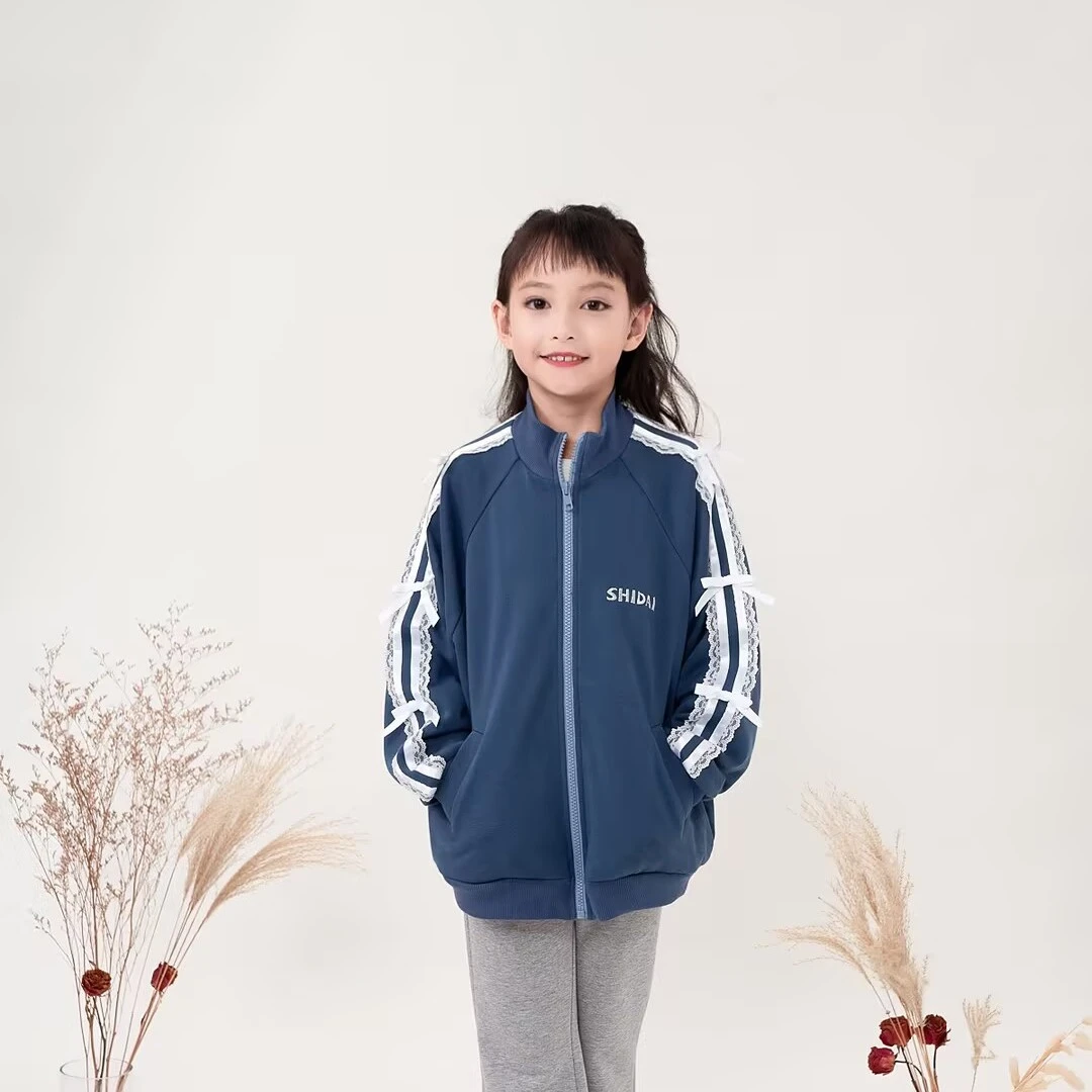 世黛海蓝蕾丝拼接卫衣