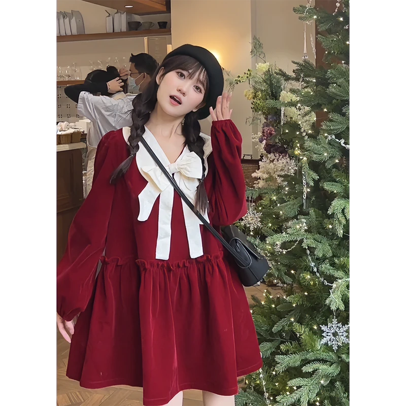 蝴蝶领丝绒提花裙子红色宽松甜美学院风连衣裙女秋季新款减龄高档