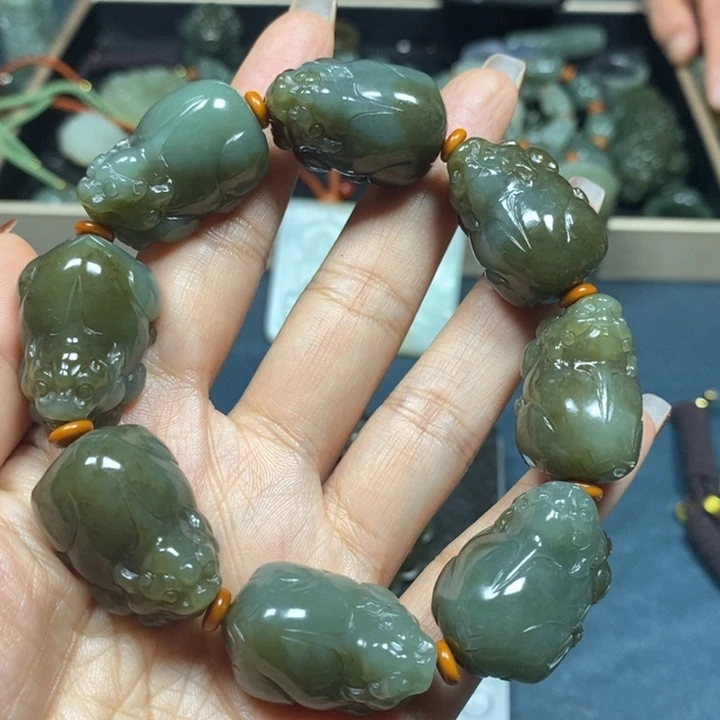 和田玉手串未镶嵌