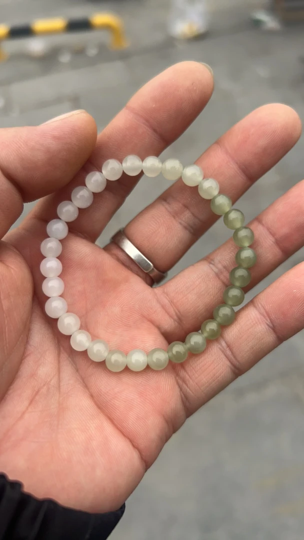 和田玉渐变色卡6手串未镶嵌