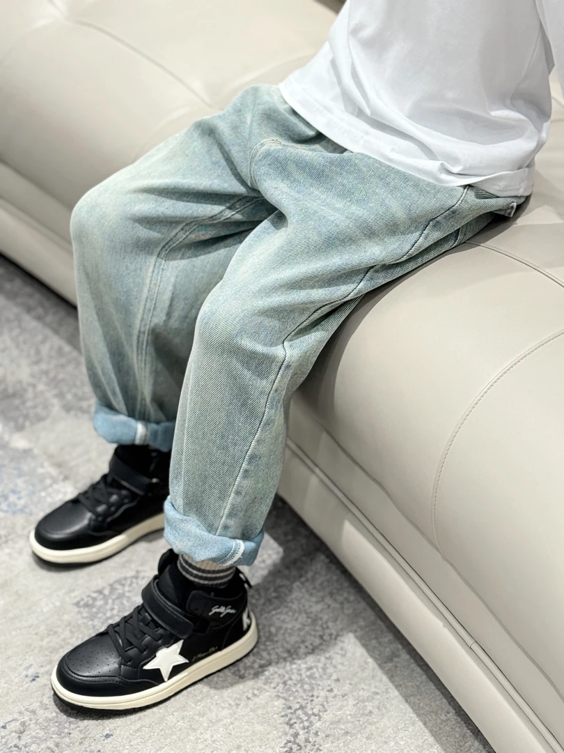 亿洋潮牌童装“极简主义”儿童限量款弹力牛仔裤90017