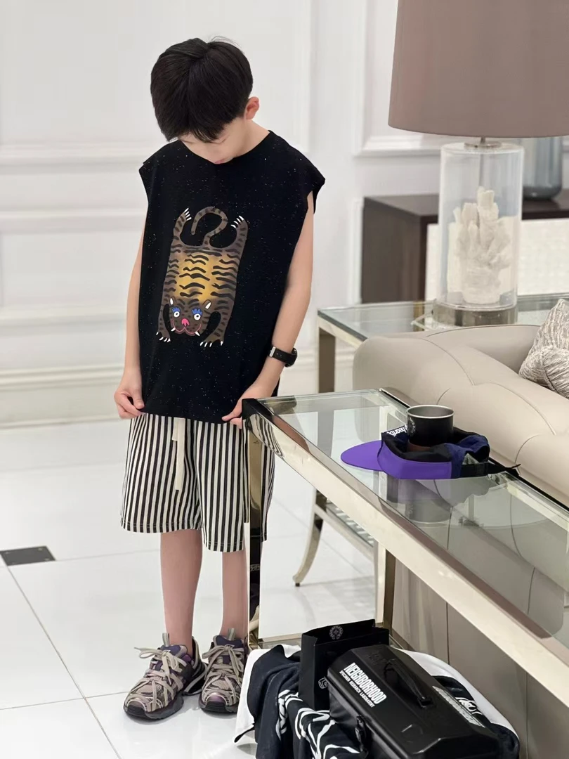 亿洋潮牌童装”丛林小可爱儿童限量款夏季背心90214