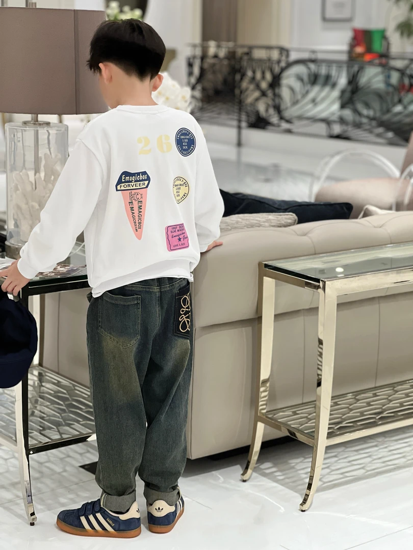 亿洋潮牌童装“经典帅宝”儿童限量款秋季卫衣53317