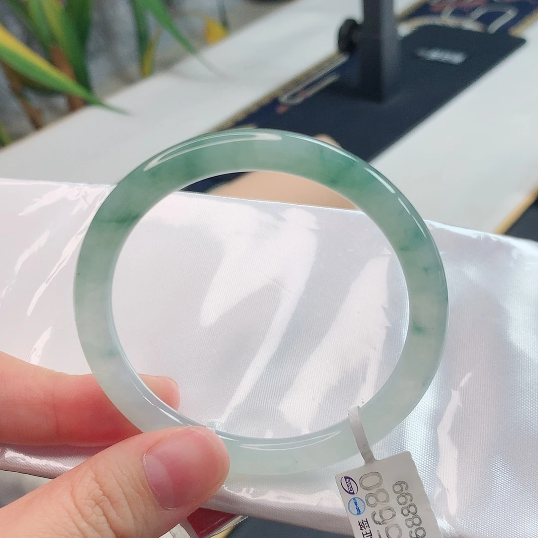 翡翠手镯未镶嵌11号