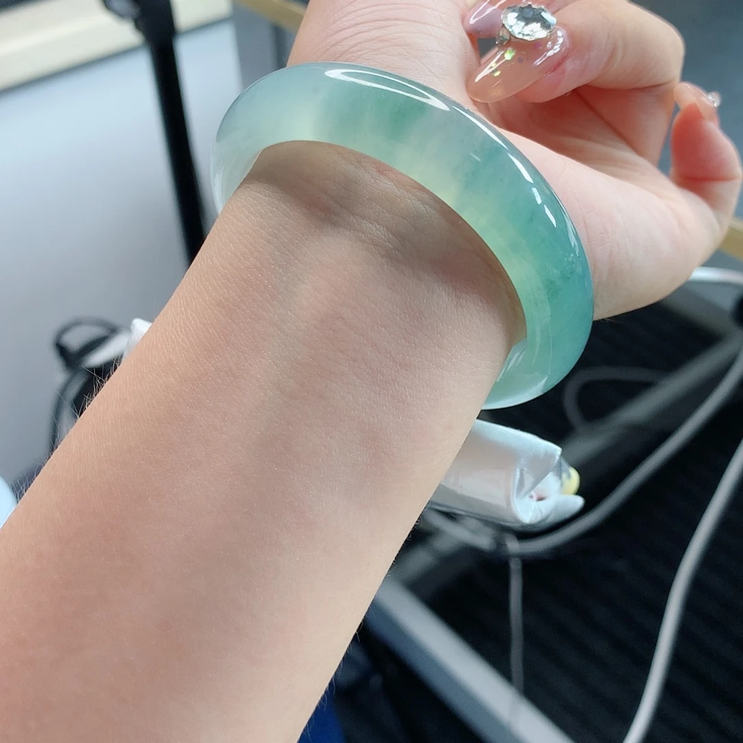 翡翠手镯未镶嵌17号