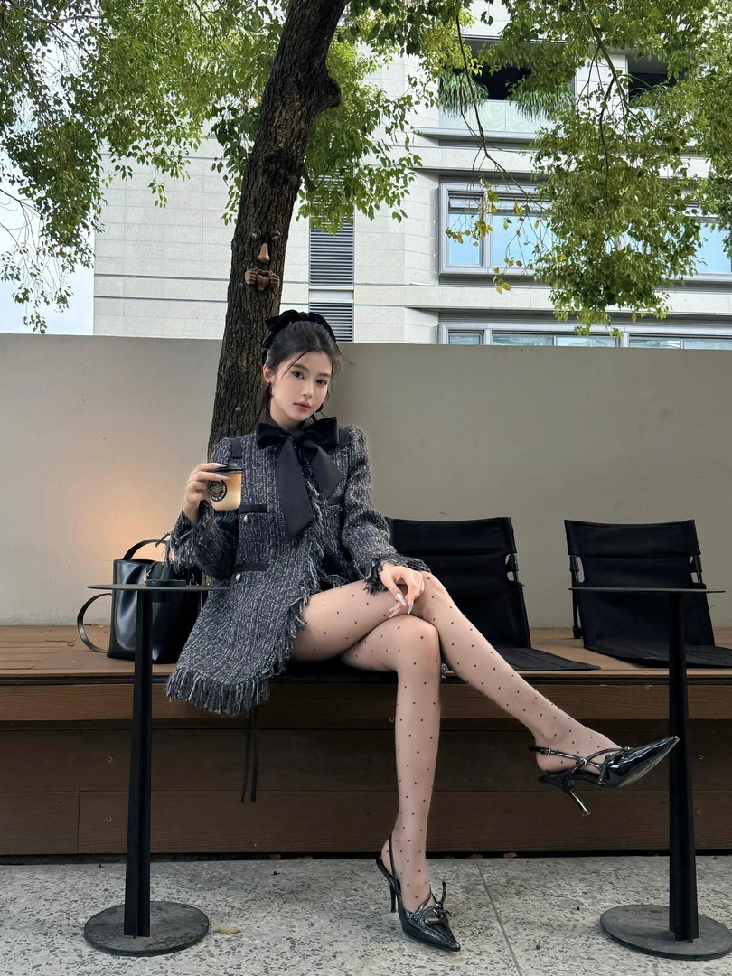 秋冬新款气质时尚穿搭小众宽松长款小香风千金感百搭显瘦针织外套