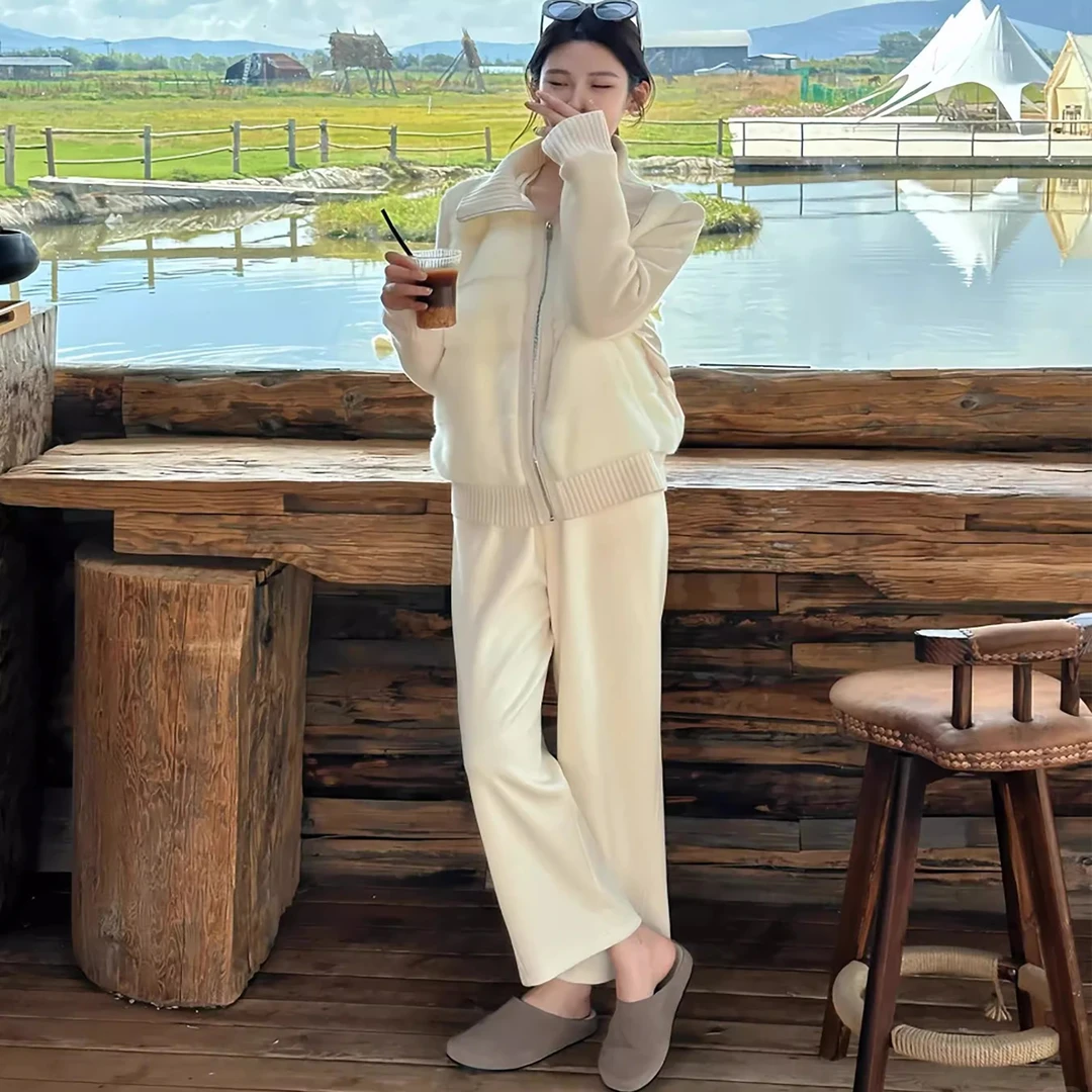 白色针织拼接棉服外套女2024冬季新款高级感小个子洋气百搭上衣