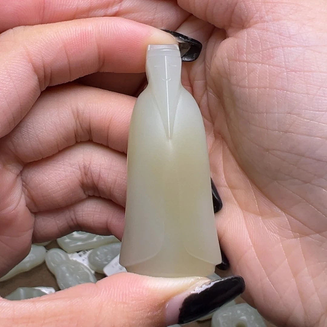 和田玉（糖玉）颈饰未镶嵌