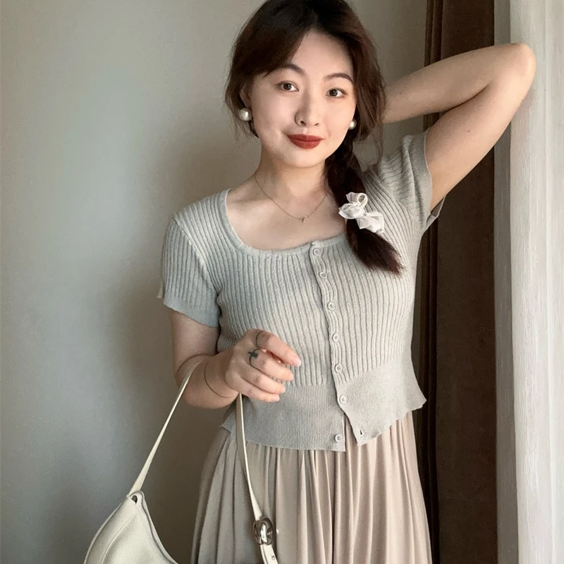 Something叁熏 显瘦气质短款夏季针织T恤方领小衫薄款