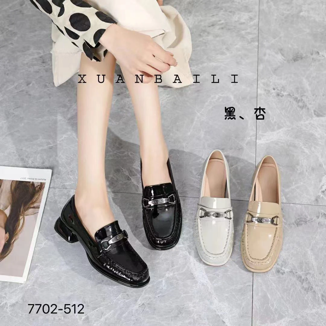 7702512头层牛皮新款百搭气质舒适浅口乐福单鞋