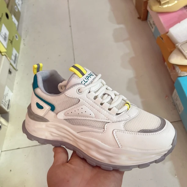 723152牛皮百搭休闲单鞋