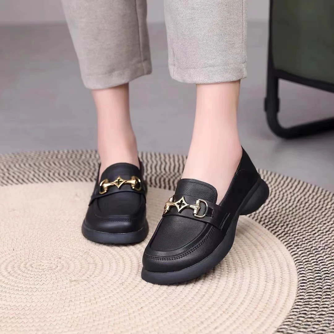 4918秋季新款百搭头层牛皮舒适透气乐福单鞋