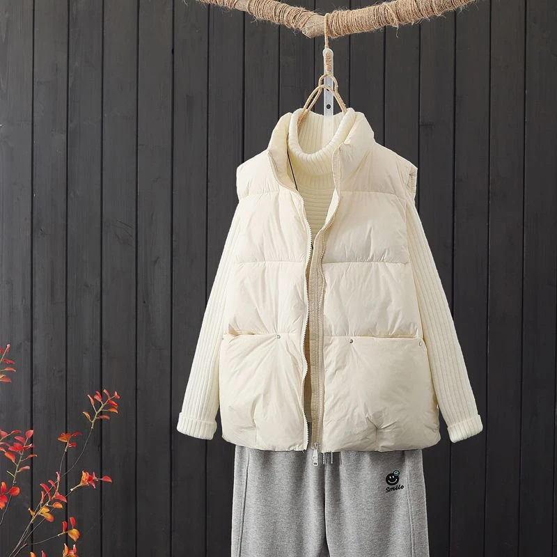 羽绒马甲2023新款反季欧洲站轻薄羽绒服女短款无袖白鸭绒背心坎肩