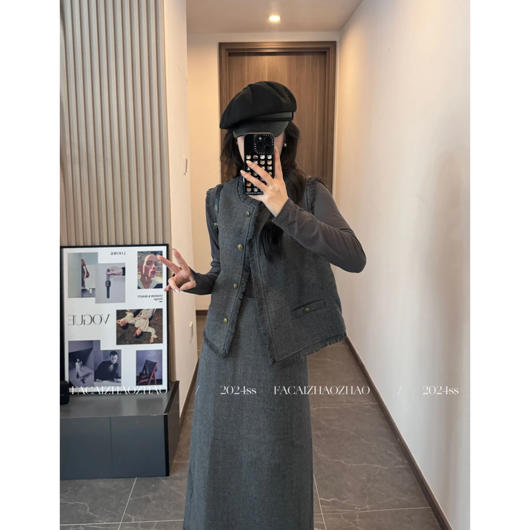 众和梦9344早秋穿搭小个子高级感赫本风短款外套上衣半身裙三件套