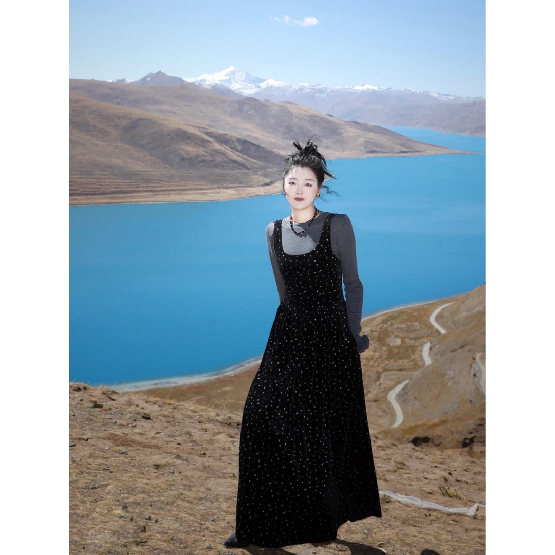 YJR叶老本儿 沫繁 法式气质显瘦时尚百搭黑色连衣裙YJR237