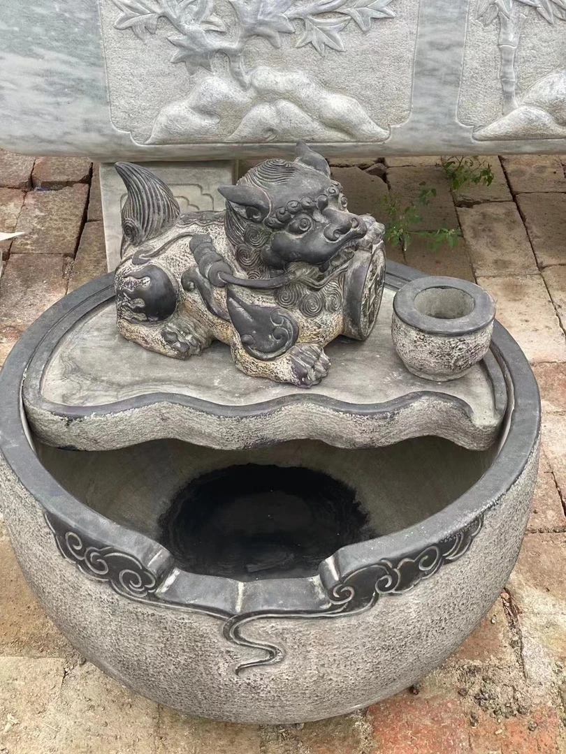 青石流水盆石雕鱼缸石雕摆件