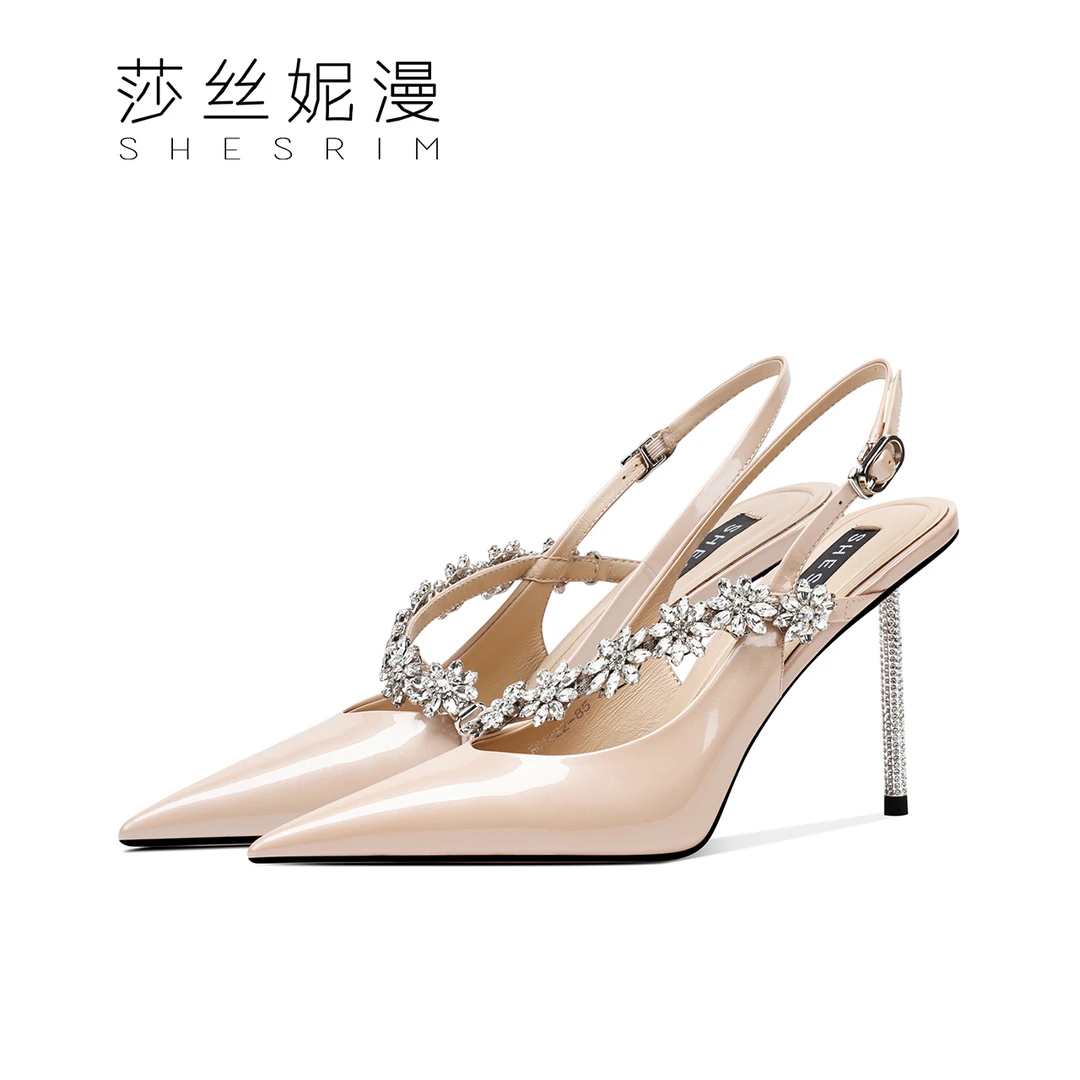 夏季款新款首发一字带漆皮带钻时装凉鞋精致女人尖头细钻跟9cm