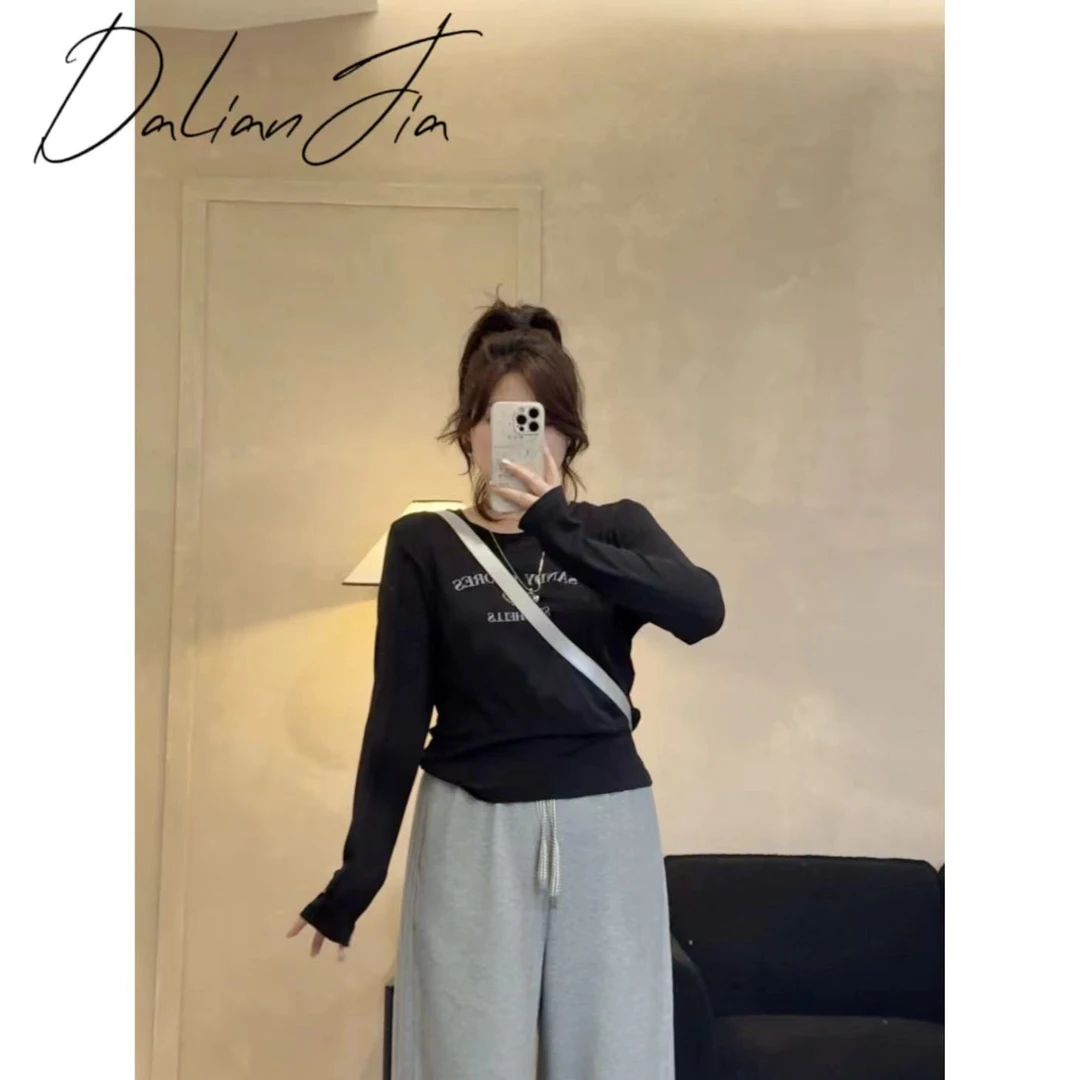 晶咕佳佳【野原焦糖】简系时髦字母印花打底衫显瘦长袖休闲圆领