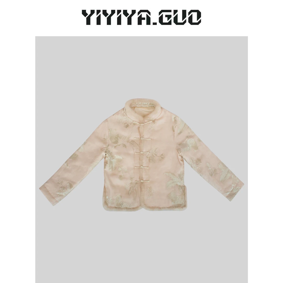 艺艺/YIYIYA.GUO米杏色领口毛边刺绣长袖外套WT0663