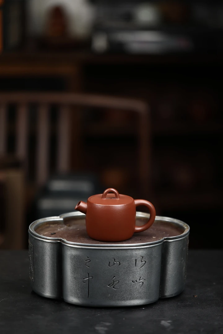 阿峰茶器 朱泥 炮嘴井栏壶 110c