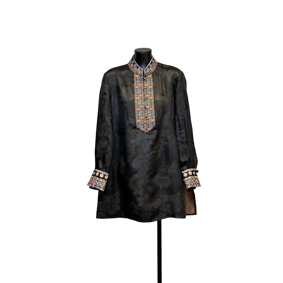 「利琪高订」国风苗绣春款气质轻奢百搭刺绣中长款衬衫A5831