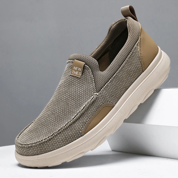 春秋新款老北京布鞋男女同款透气轻薄不闷脚休闲鞋软底一脚蹬男鞋