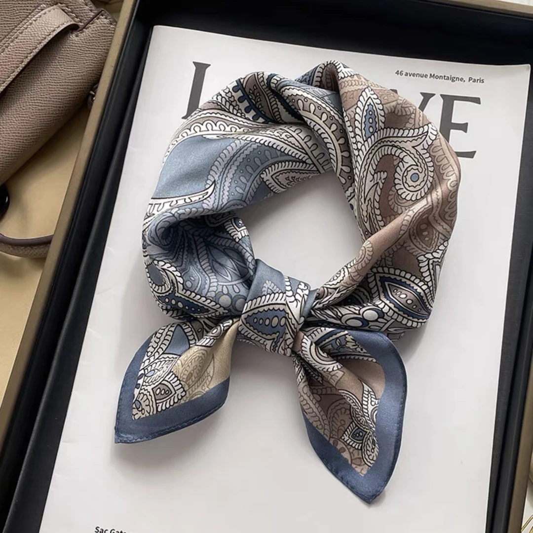 新款洋气灰蓝色小方巾女仿真丝丝巾薄围巾装饰腰果花气质领巾女