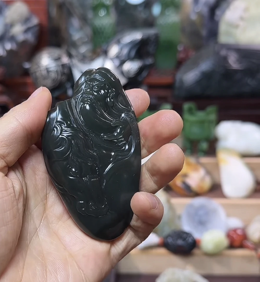 和田玉关二爷。