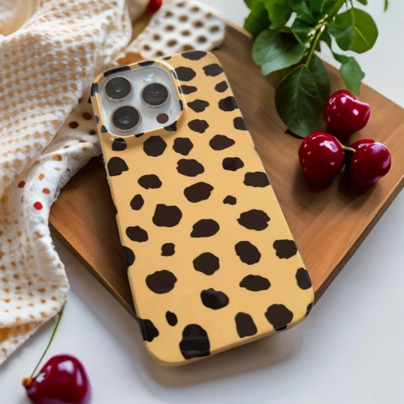 【入月】潮牌简约豹纹斑点菲林四包大孔光面手机壳