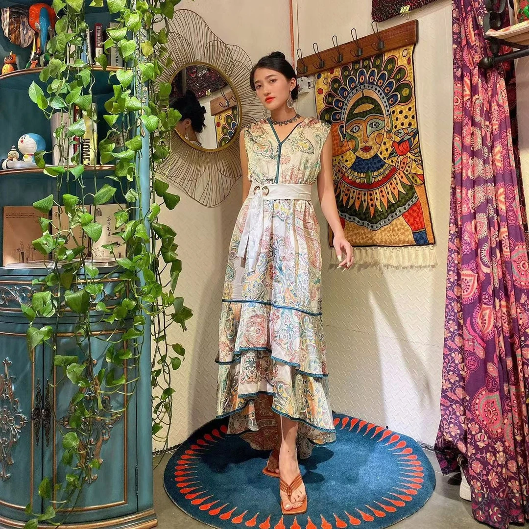 绿色系三层鱼尾坎肩连衣裙