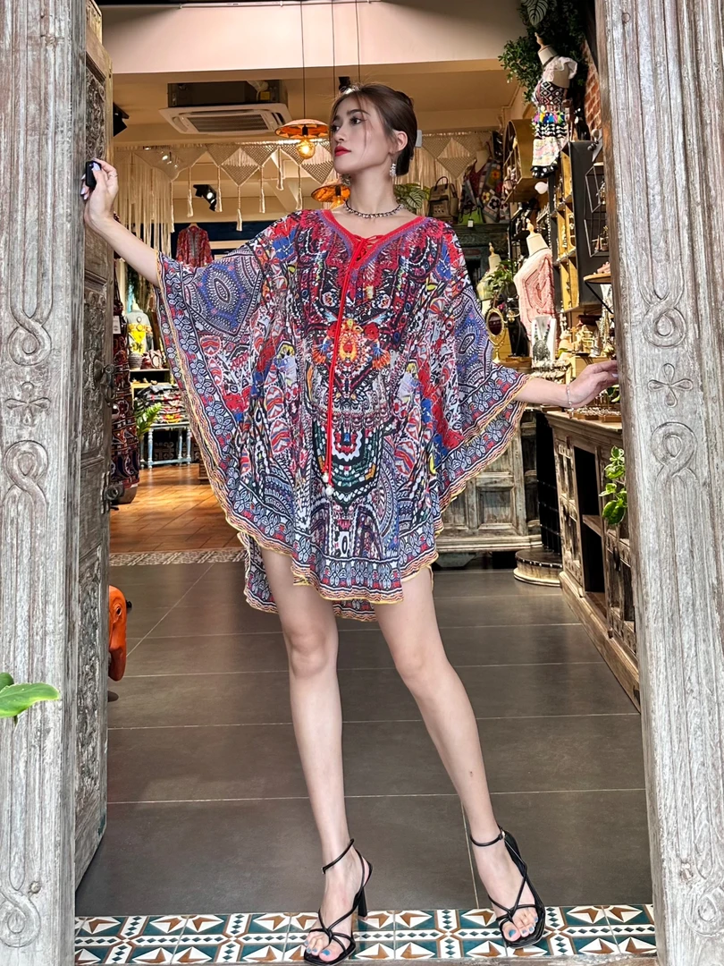 复古蓝红巴洛克雪纺斗篷