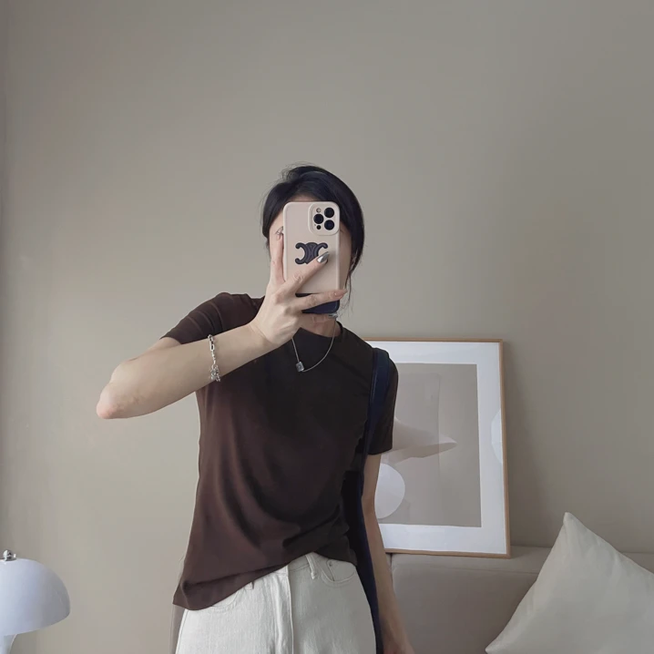 苏苏韩系百搭果冻圆领T恤