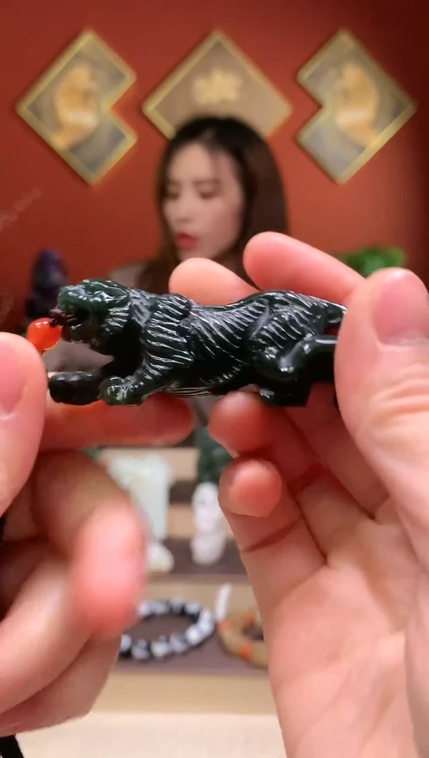 【闪购商品】和田玉把件未镶嵌老虎