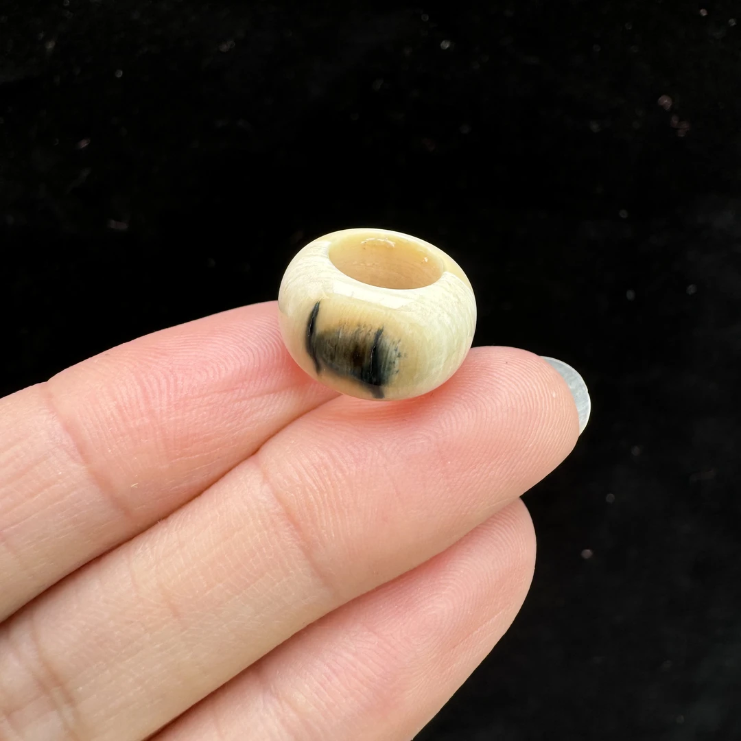 D1689天然猛犸牙 圈圈 8.3*15*9mm 支持复检假一罚四