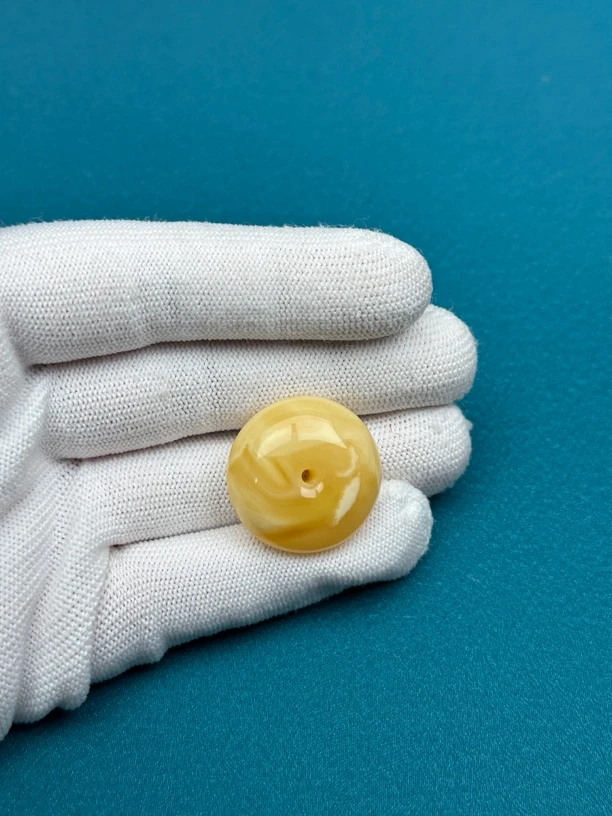 M4474天然原矿蜜蜡 鸡油黄妖花平安扣 25*11mm抖音基地质检发货