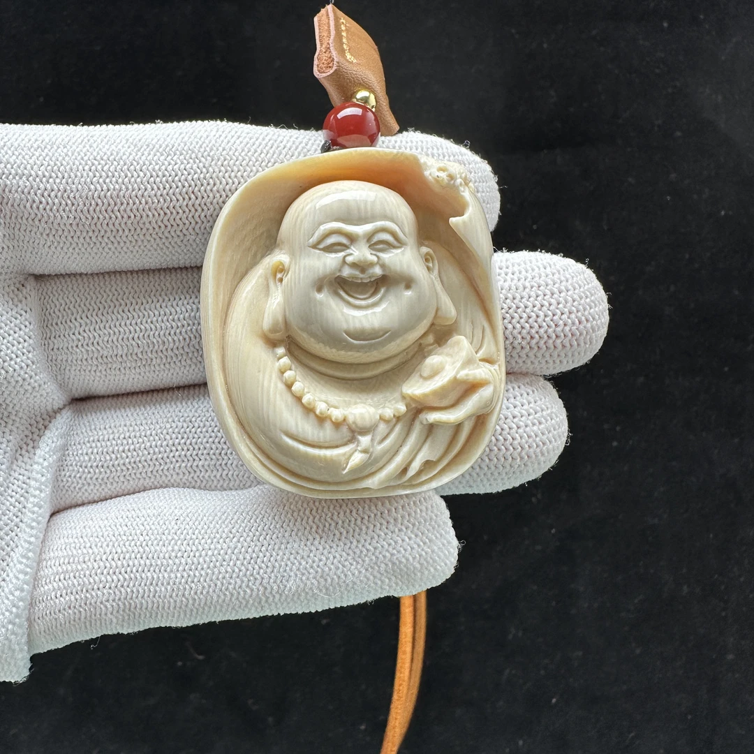 K4631天然猛犸牙雕刻弥勒 39*44*16mm支持鉴定 假一罚四