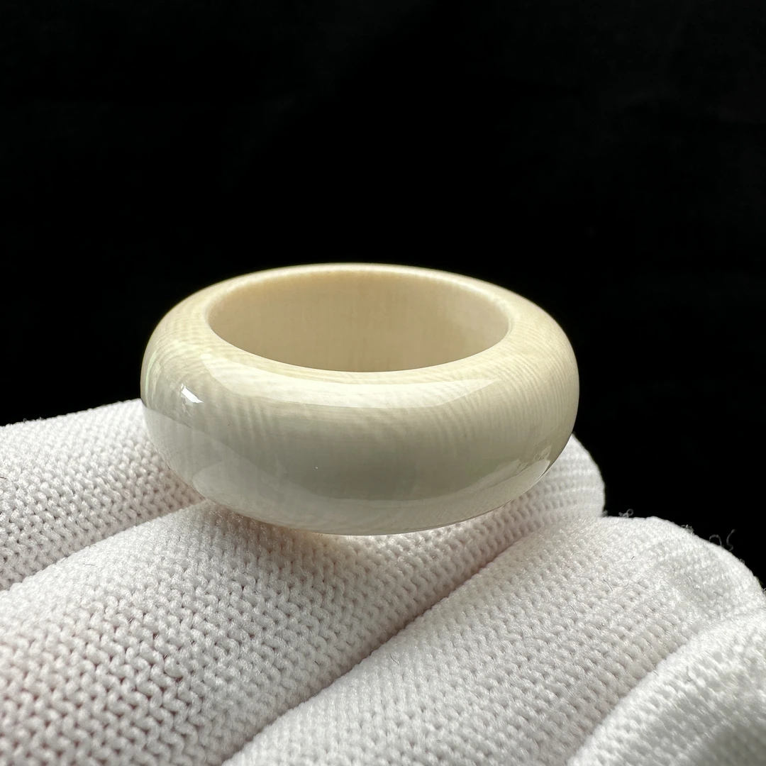 J4183天然猛犸牙 圈圈22.9*34*11.6mm 支持鉴定 假一罚四