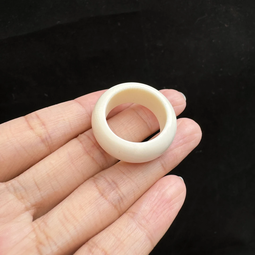 P5445-T1933天然猛犸牙圈圈内径19.4mm支持鉴定 假一罚四