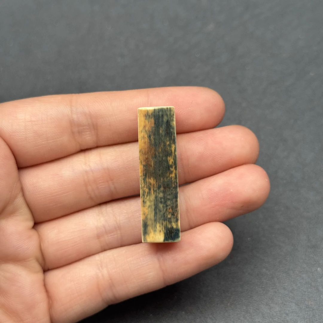 S5902天然猛犸牙蓝皮一字 三通配饰 10.7*38*10.5mm支持鉴定